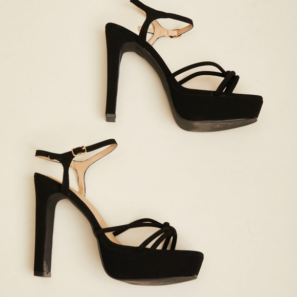 KAYLEEN Reach for the Sky Platform Heeled Sandals - Picture 9 of 11